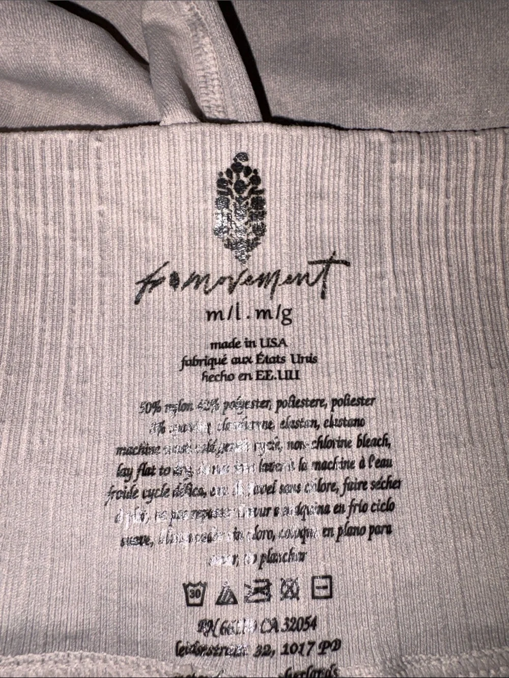 Free People FP Movement Good Karma Flare Leggings M/L NWOT - Picture 7 of 7